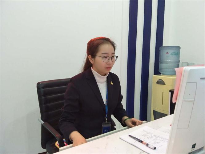 撒播企业软实力，，，，，，倾心折务展青春