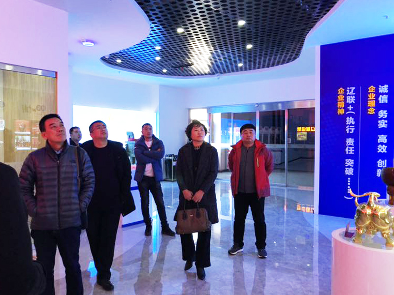 吉林省气象局效劳中心刘宝昌主任一行莅临龙8唯一官网集团考察